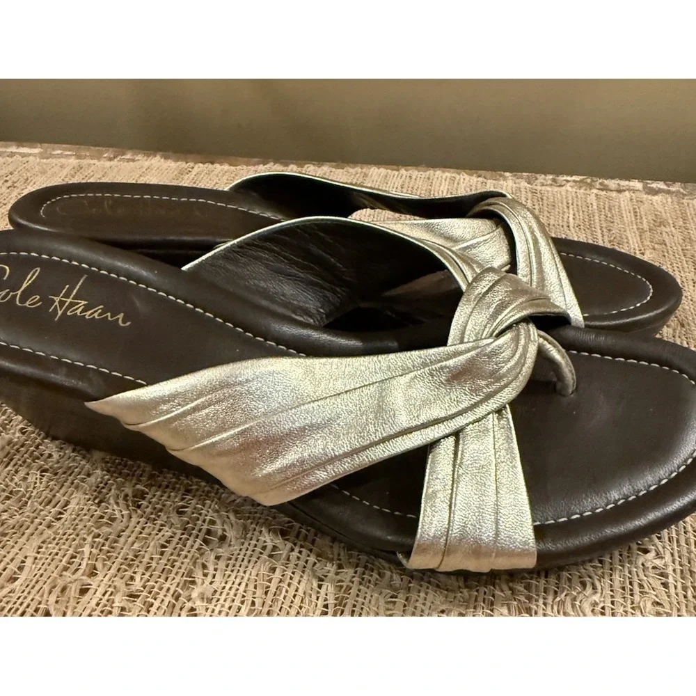 Cole Haan Air Eden Thong Gold Comfort‎ Wedge Platform Sandals 8.5 Slip On